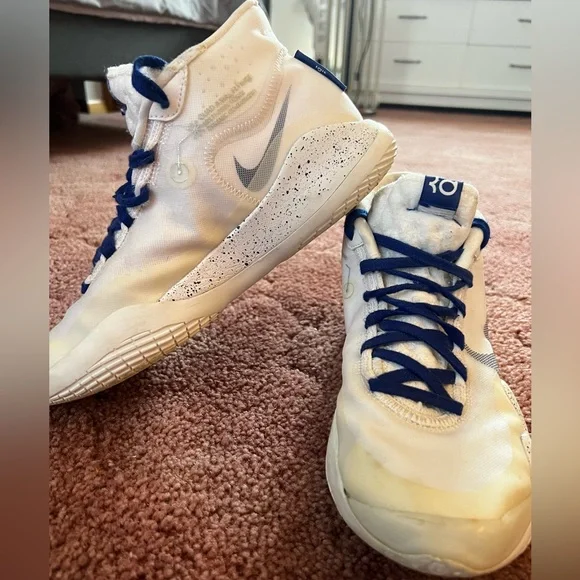 KD white and blue nike basketball shoes - Picture 2 of 5